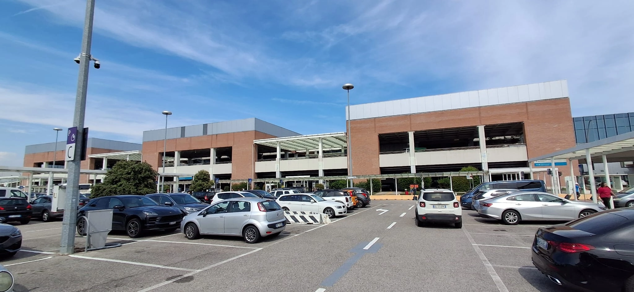 Venice Marco Polo Airport - See Flight Status